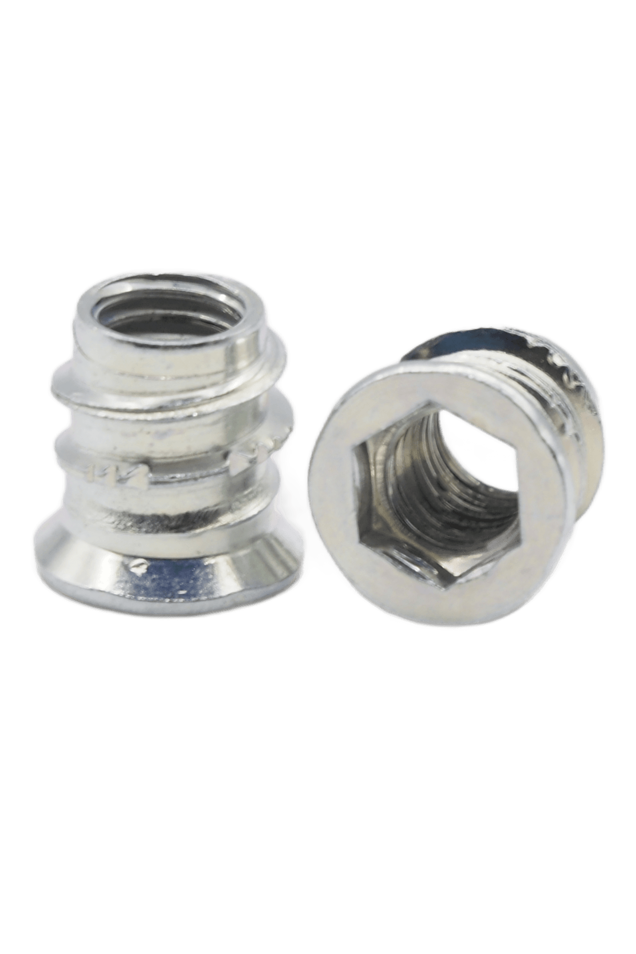 Nakrętka rampa o gwincie M8 i długości 15 mm, wykonana ze stali ocynkowanej