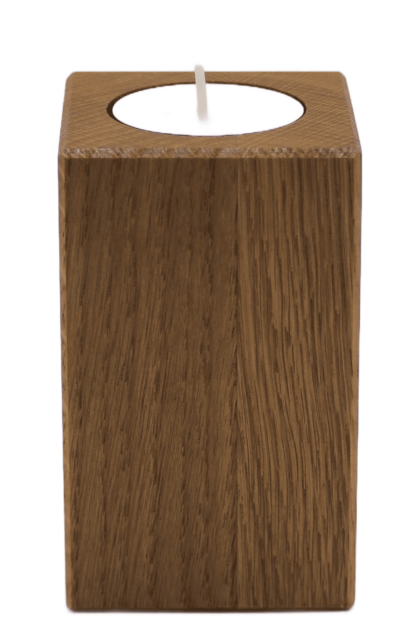 Drewniany świecznik kostka na świecę podgrzewacz typu tealight, z widocznym usłojeniem o naturalnym kolorze drewna