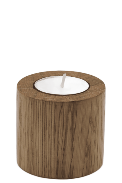 Drewniany świecznik o kształcie walca na świece podgrzewacze, typu tealight, w kolorze naturalnego drewna dębowego, z widocznym usłojeniem