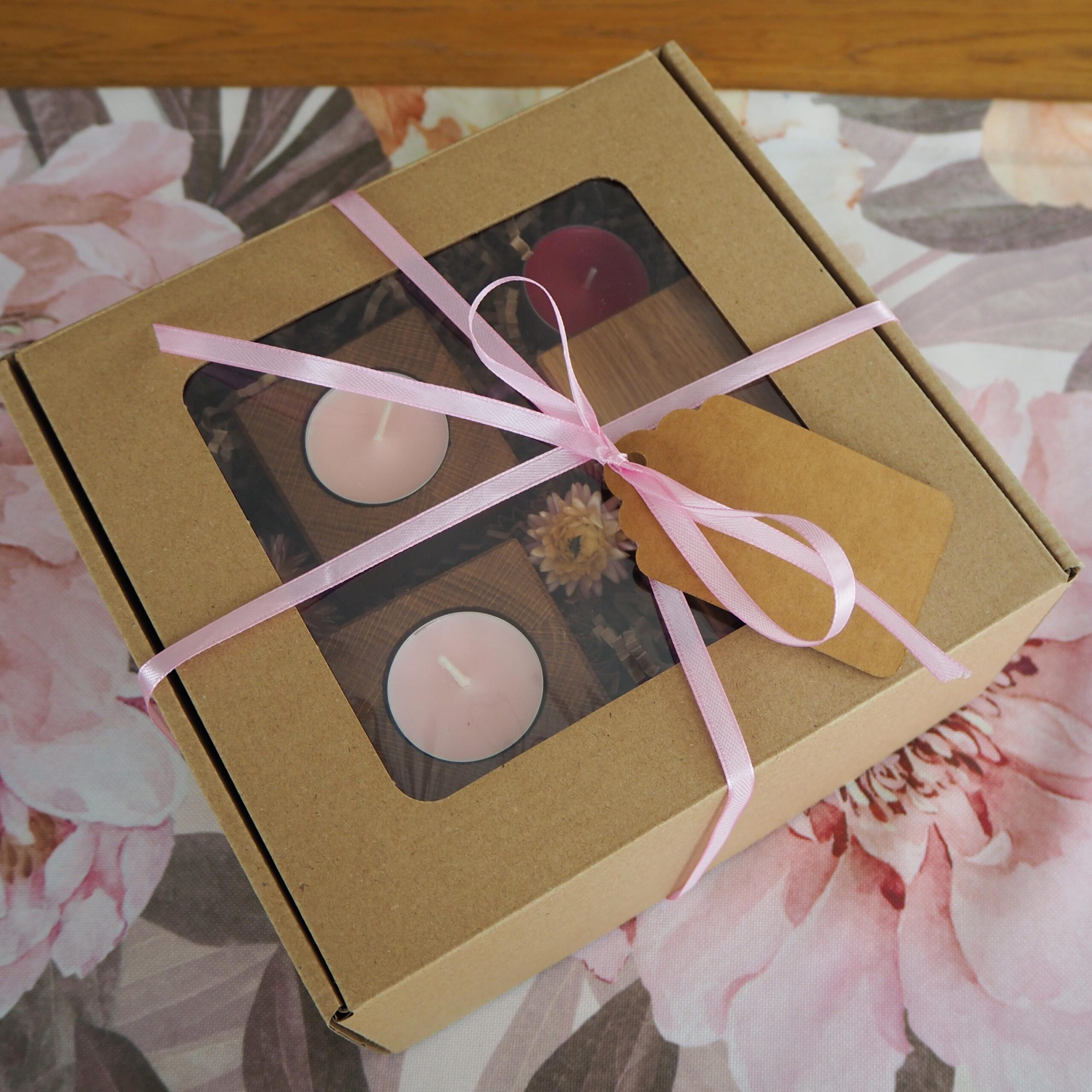 WD2020 - Zestaw prezentowy 20 – Świecznik kostka 3 szt. dąb olejowany